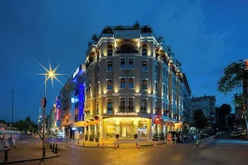 Rayelin Hotel Old Town