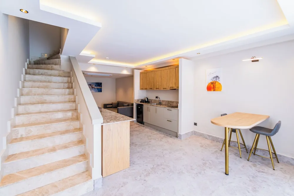Duplex Swimup Suite
