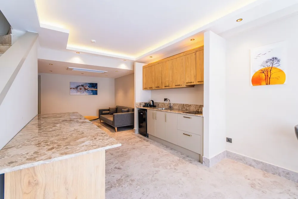 Duplex Swimup Suite