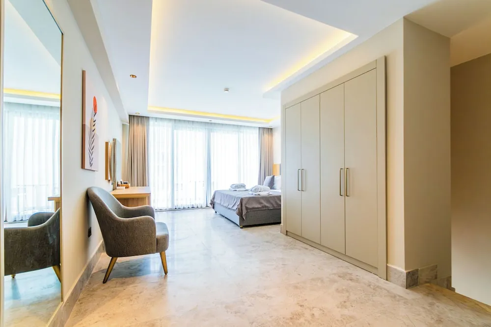 Duplex Swimup Suite