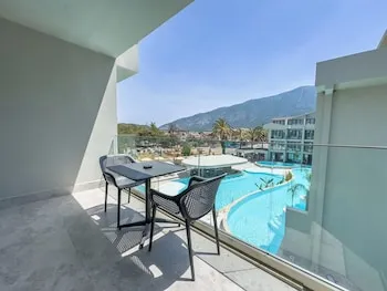 Residence 222 Hisarönü