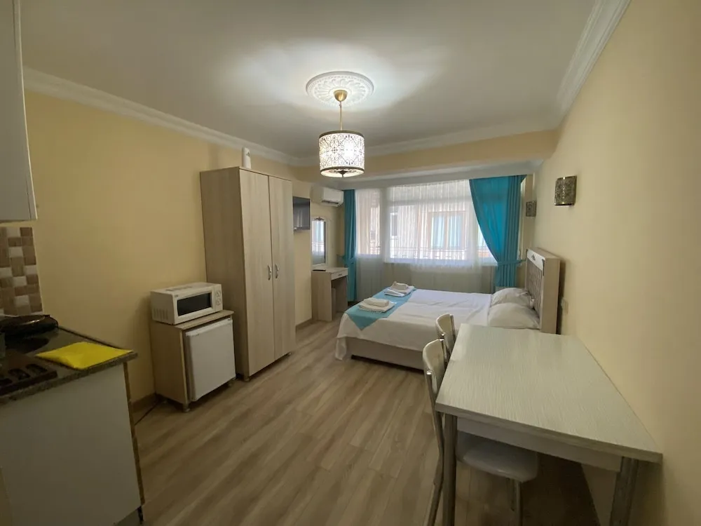 Comfort Tek Büyük Yataklı Oda