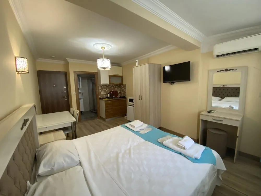 Comfort Tek Büyük Yataklı Oda