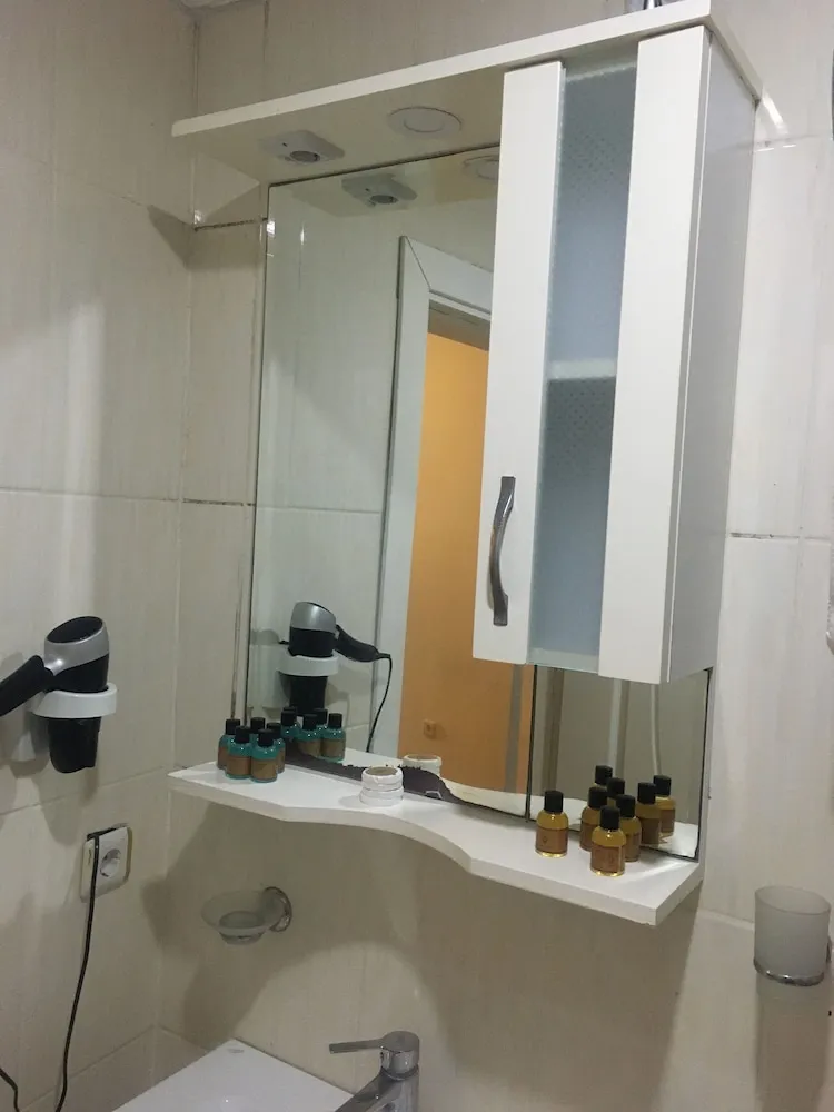 Family İki Ayrı Yataklı Oda