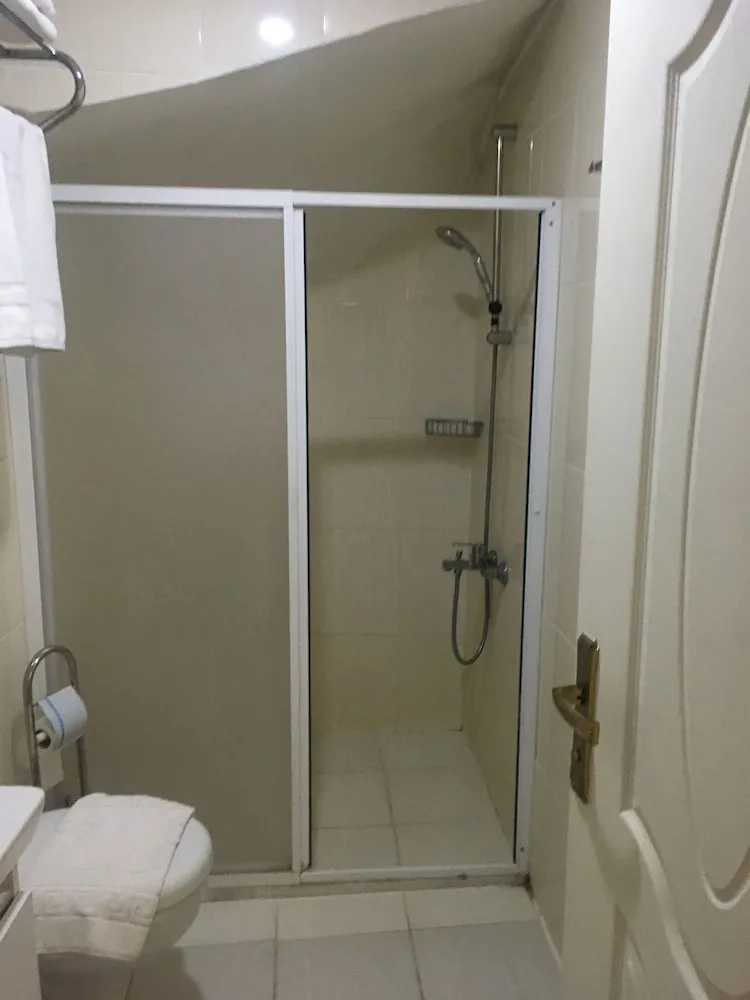 Family İki Ayrı Yataklı Oda