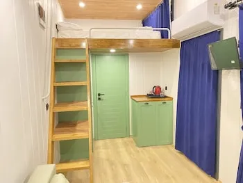 Lavira Tiny House Village