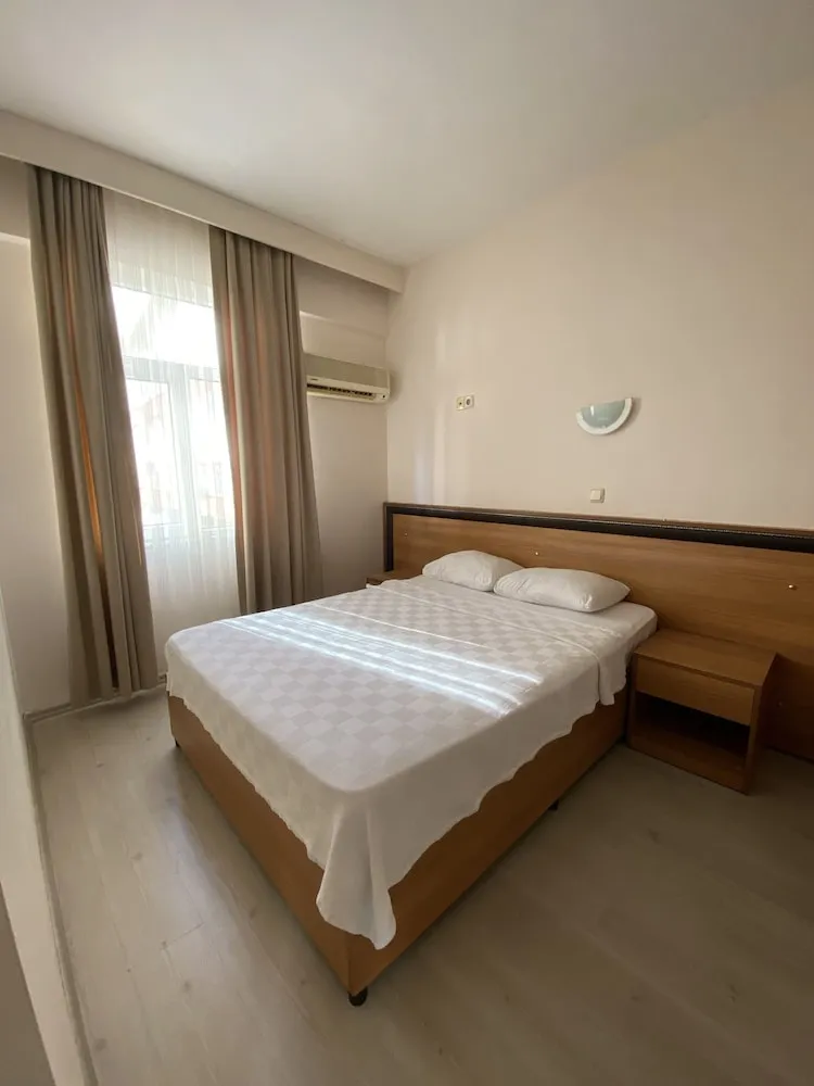 City Tek Büyük Yataklı Oda, 1 Çift Kişilik Yatak