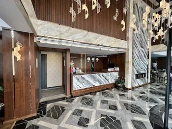 Trademark Collection by Wyndham Operla Airport Hotels