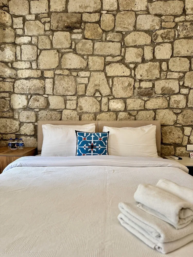Deluxe Üç Kişilik Oda