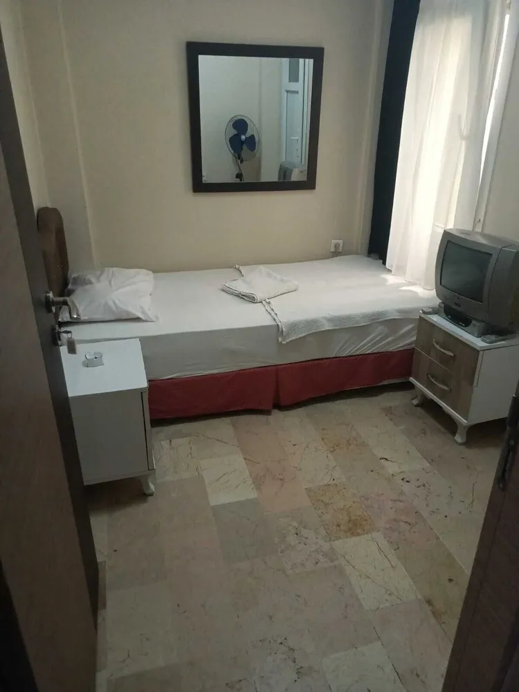 Economy Üç Kişilik Oda