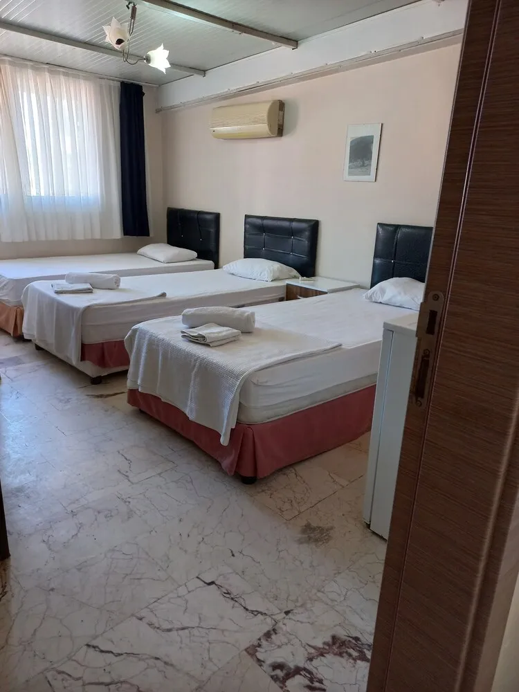 Economy Üç Kişilik Oda
