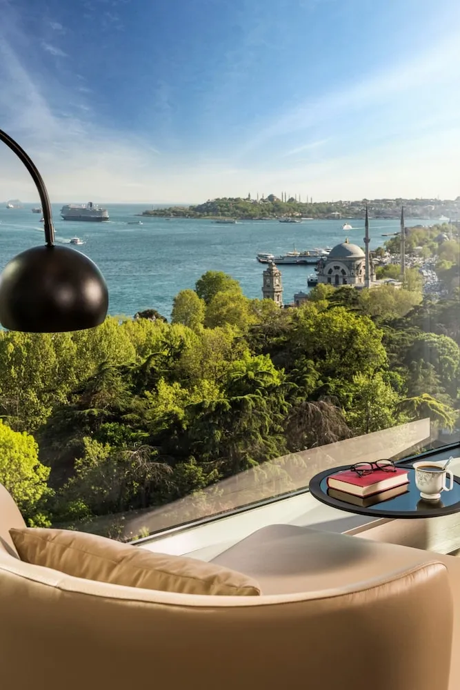 Deluxe Süit, 1 En Büyük (King) Boy Yatak ve Çekyat (Bosphorus View)
