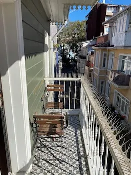 Bosphorus Bridge Hotel