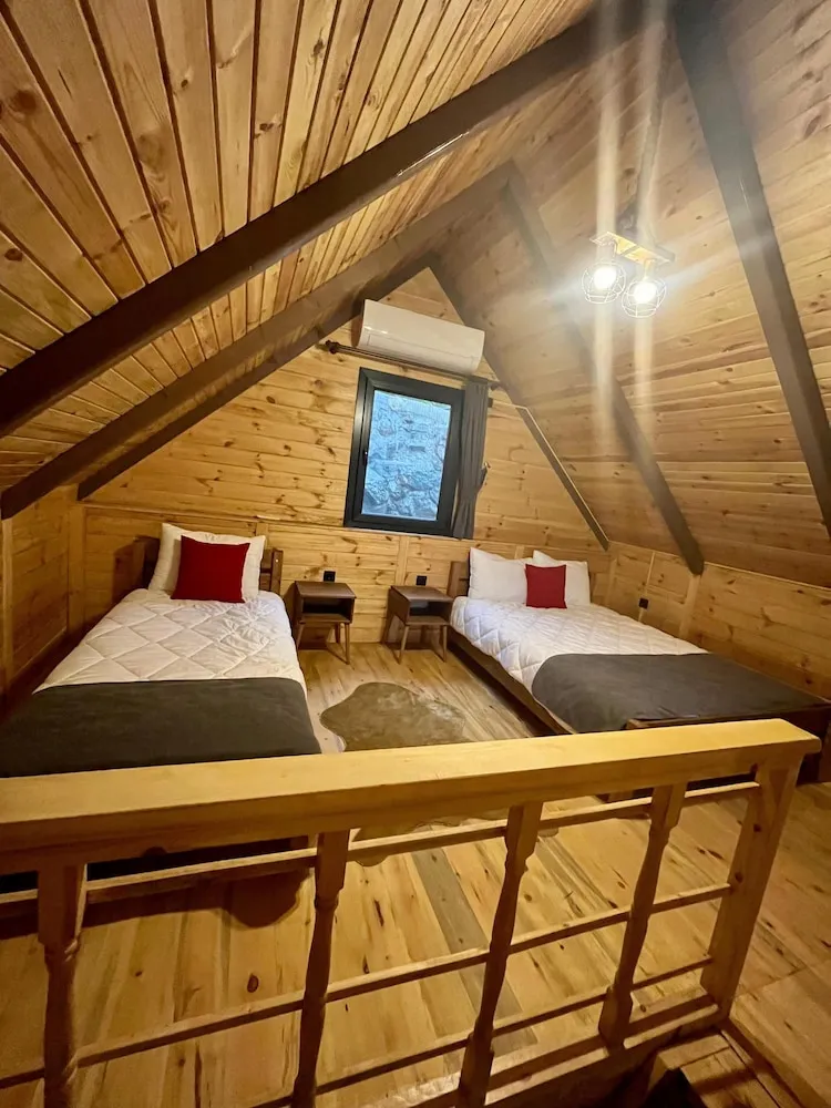 Basic Bungalov, Balkon, Dağ Manzaralı