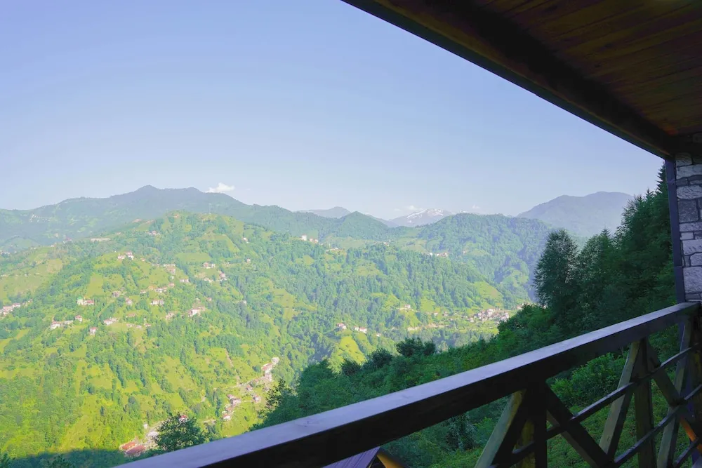 Basic Bungalov, Balkon, Dağ Manzaralı