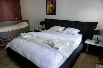 Moncheri Butik Otel ve Restoran