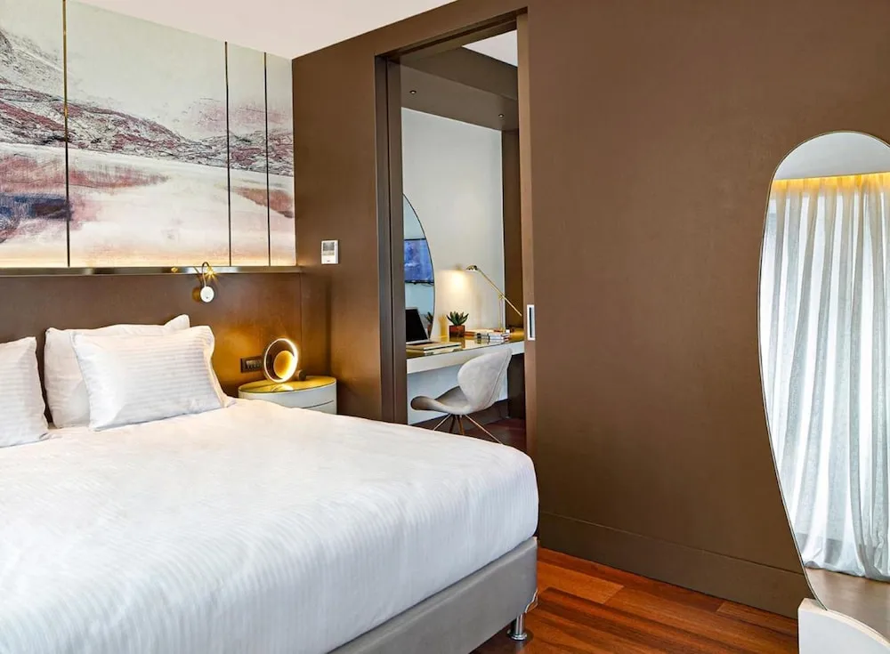 Superior Room, 1 King Bed