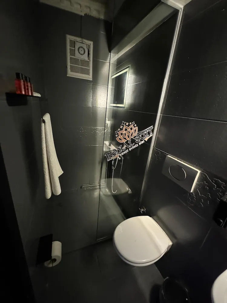 Deluxe Tek Büyük Yataklı Oda, Küvet