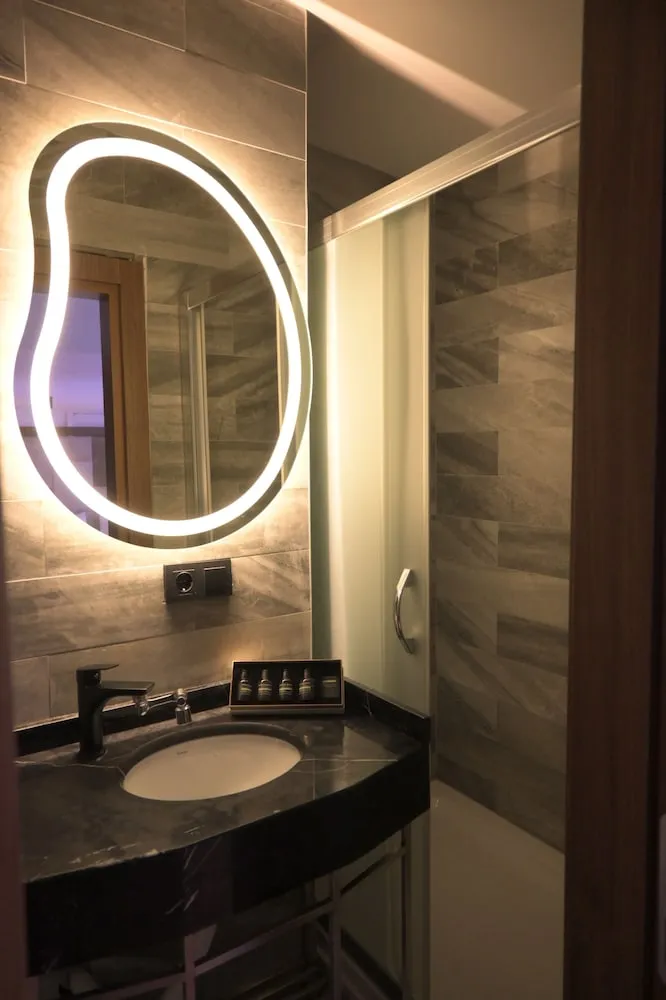 Deluxe Oda, 1 Çift Kişilik Yatak