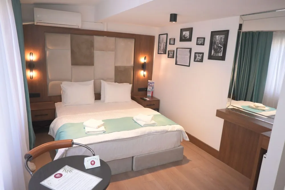 Deluxe Oda, 1 Çift Kişilik Yatak