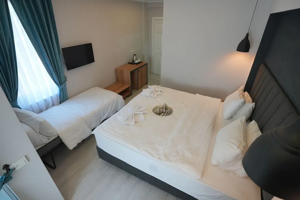 Superior Tek Büyük veya İki Ayrı Yataklı Oda, 1 Yatak Odası, Sigara İçilmez, Şehir Manzaralı