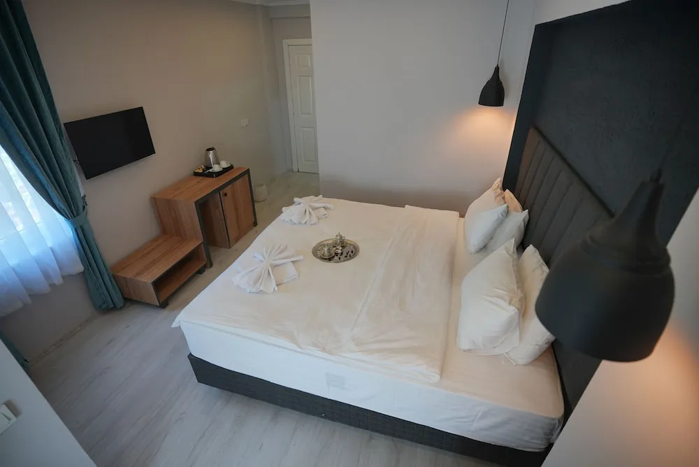 Superior Tek Büyük veya İki Ayrı Yataklı Oda, 1 Yatak Odası, Sigara İçilmez, Şehir Manzaralı