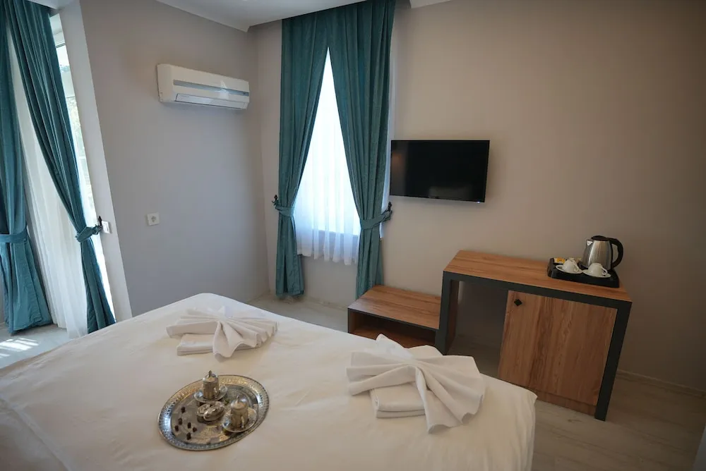 Superior Tek Büyük veya İki Ayrı Yataklı Oda, 1 Yatak Odası, Sigara İçilmez, Şehir Manzaralı