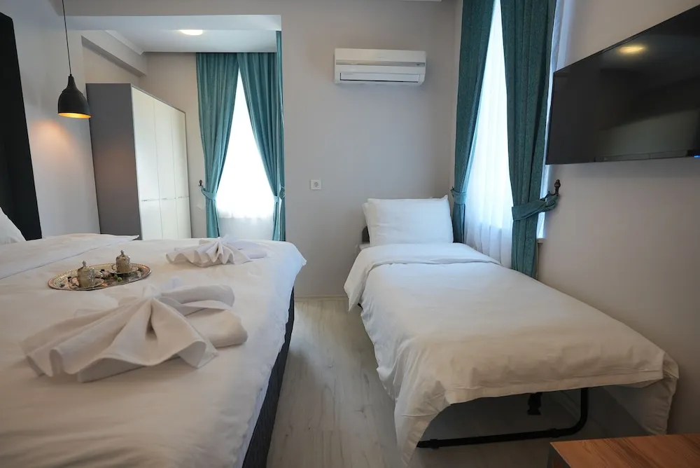 Superior Tek Büyük veya İki Ayrı Yataklı Oda, 1 Yatak Odası, Sigara İçilmez, Şehir Manzaralı