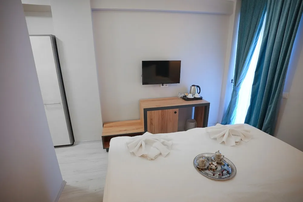 Superior Tek Büyük veya İki Ayrı Yataklı Oda, 1 Yatak Odası, Sigara İçilmez, Şehir Manzaralı