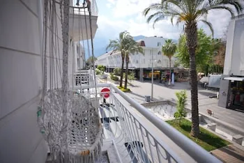 Sea Front Pension