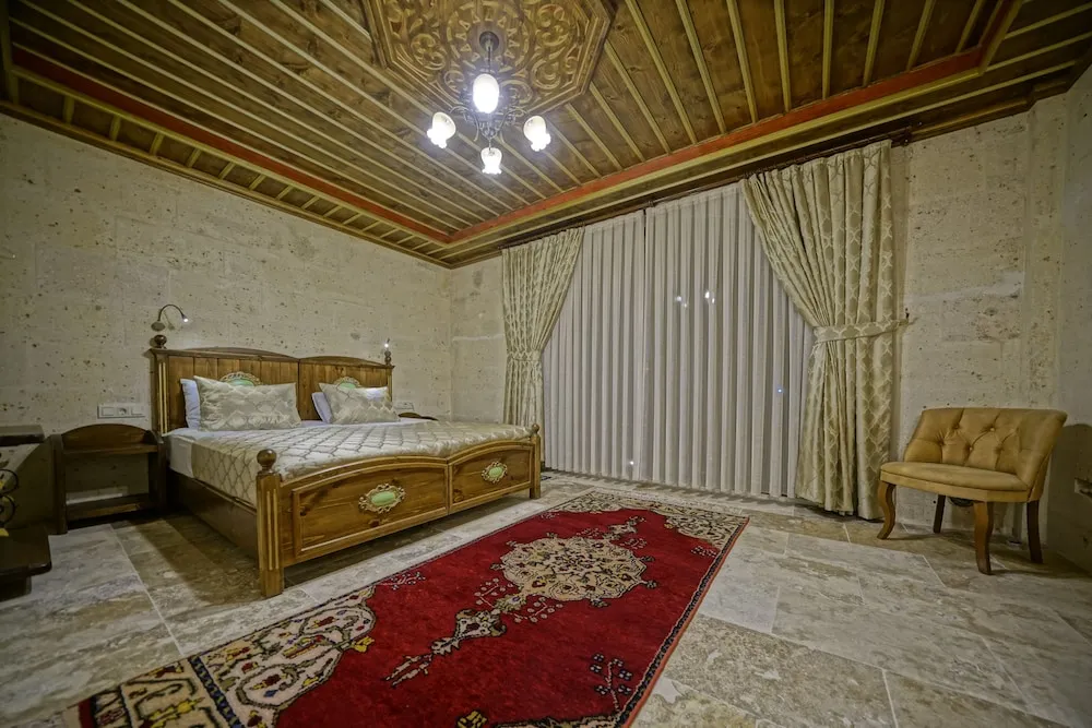 Deluxe Tek Büyük Yataklı Oda