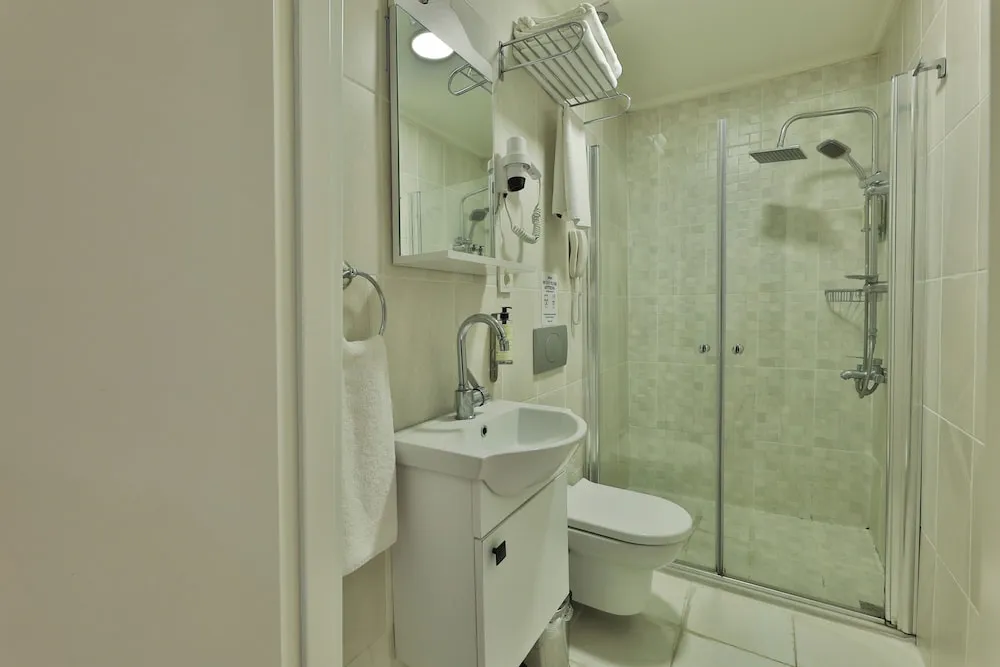 Design Tek Büyük Yataklı Oda