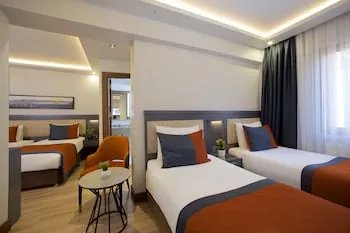 Eyfel Hotel