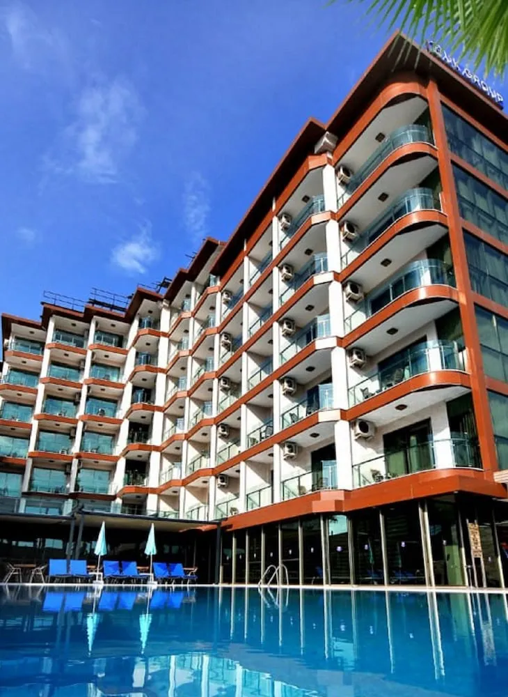 UK Blue Coast Hotel - Yetişkin Oteli