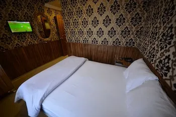 Hotel İstiklal
