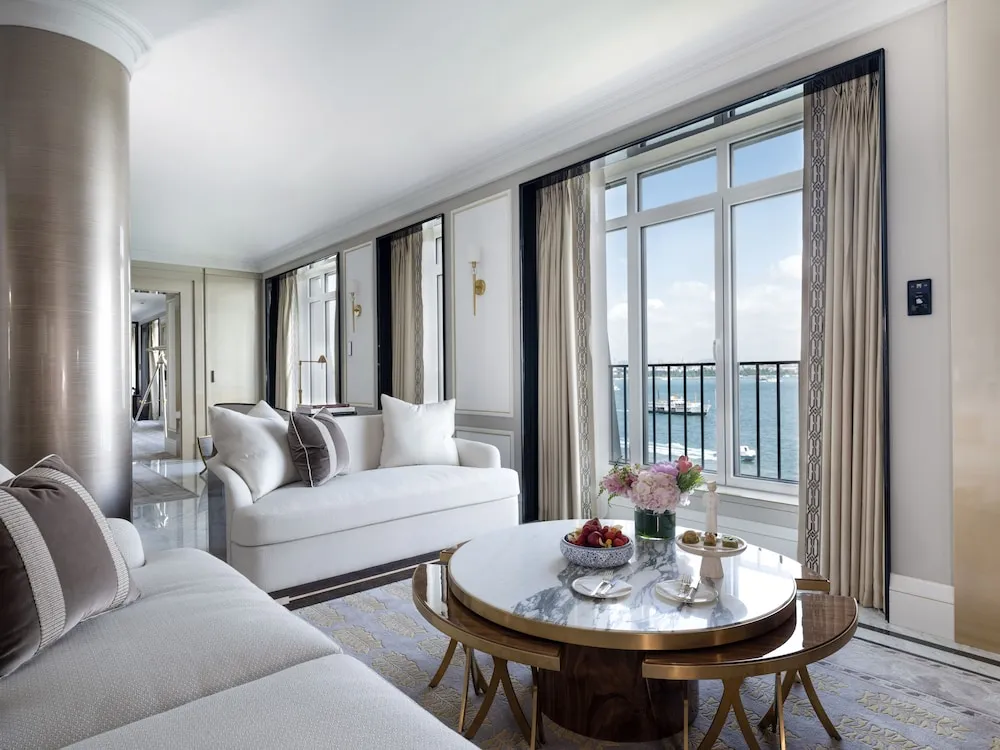 The Rooftop Garden Suite, 1 King Bed