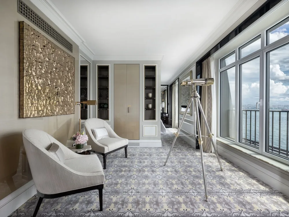The Rooftop Garden Suite, 1 King Bed