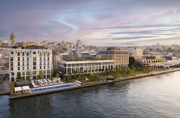 The Peninsula İstanbul