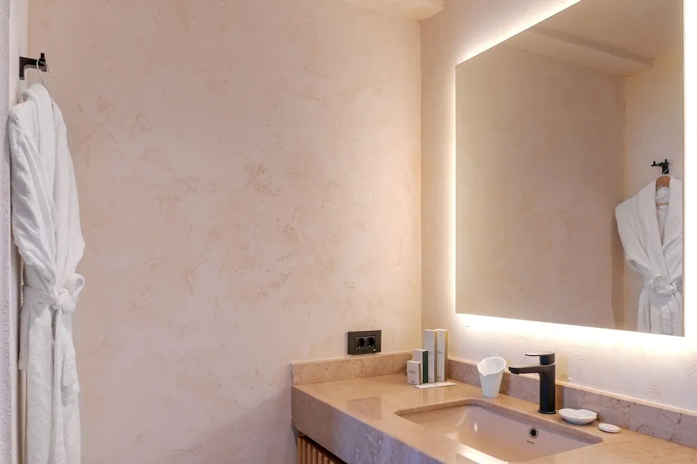 Deluxe Room Mountain View