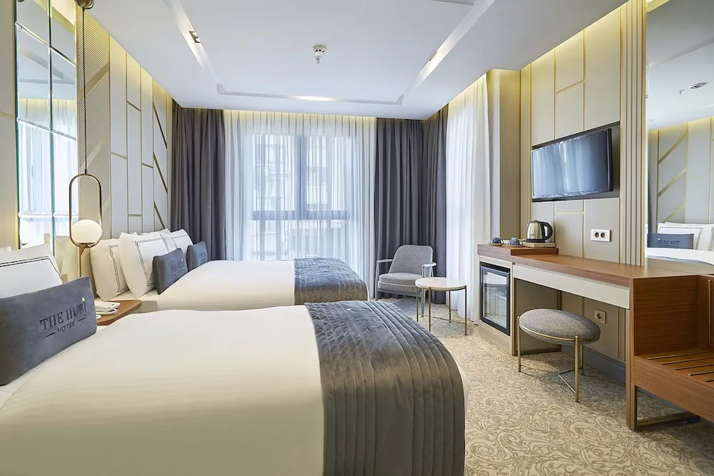 Deluxe Üç Kişilik Oda