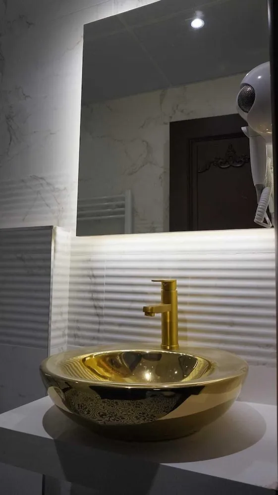 Standard Oda, 1 Çift Kişilik Yatak