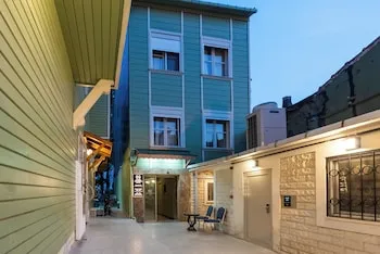 Valens Boutique Hotel