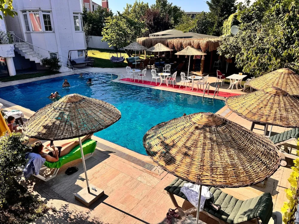 Treekos Suite Hotel İstanbul Airport