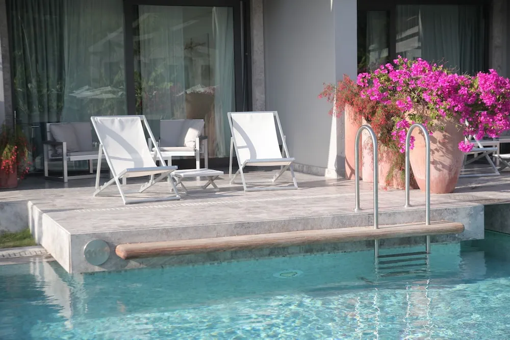 Junior Süit, Havuz Kullanımı