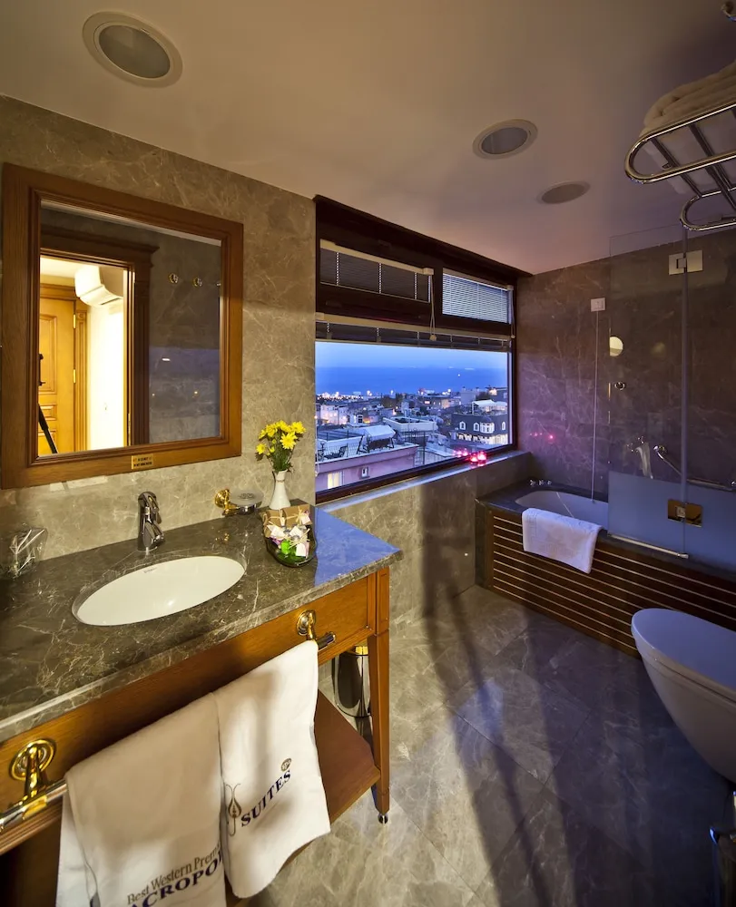 Executive Oda, Balkon