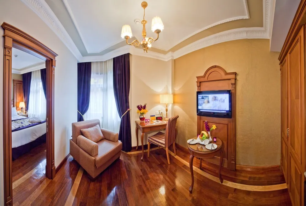 Family Suite Triple Room