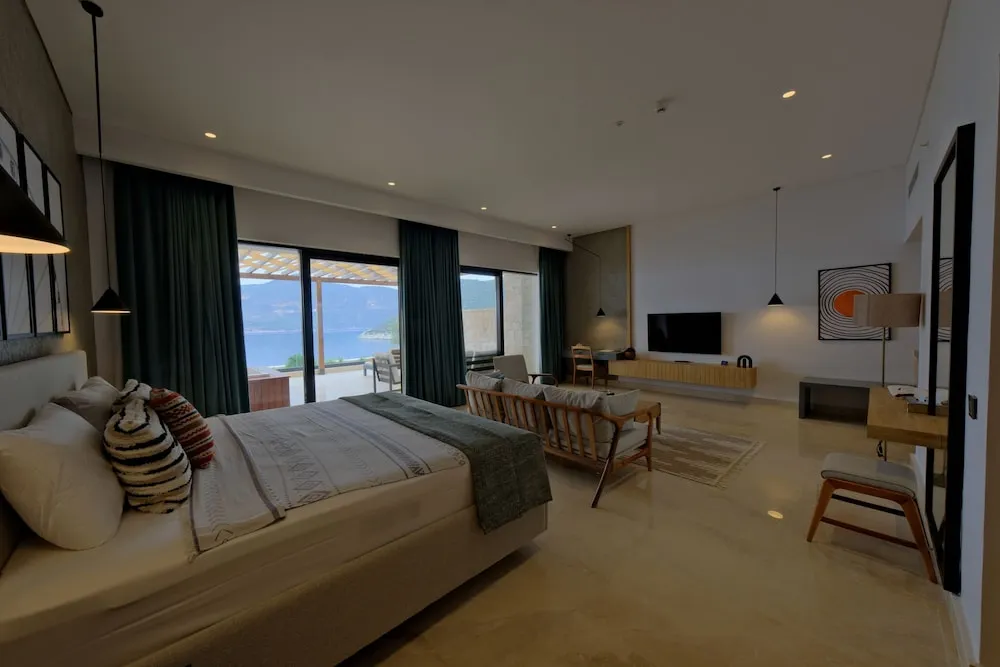 Deluxe Room Sea View with Jacuzzi