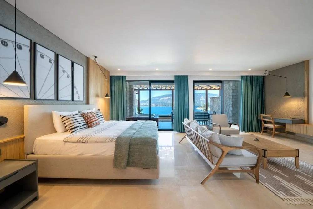 Deluxe Room Sea View with Jacuzzi