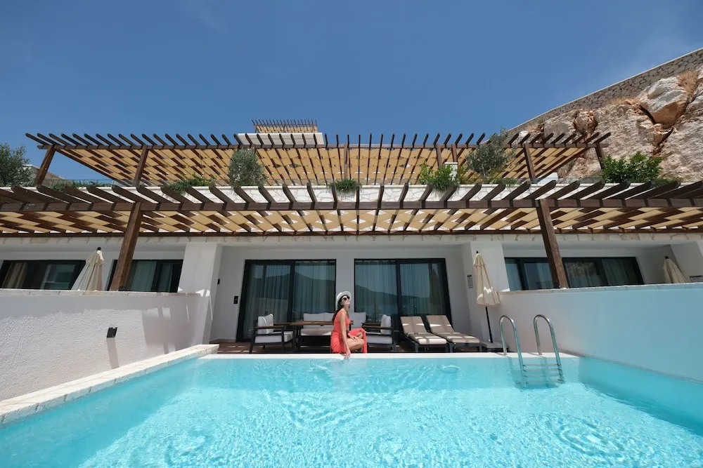 Junior Sea View, with Private Pool