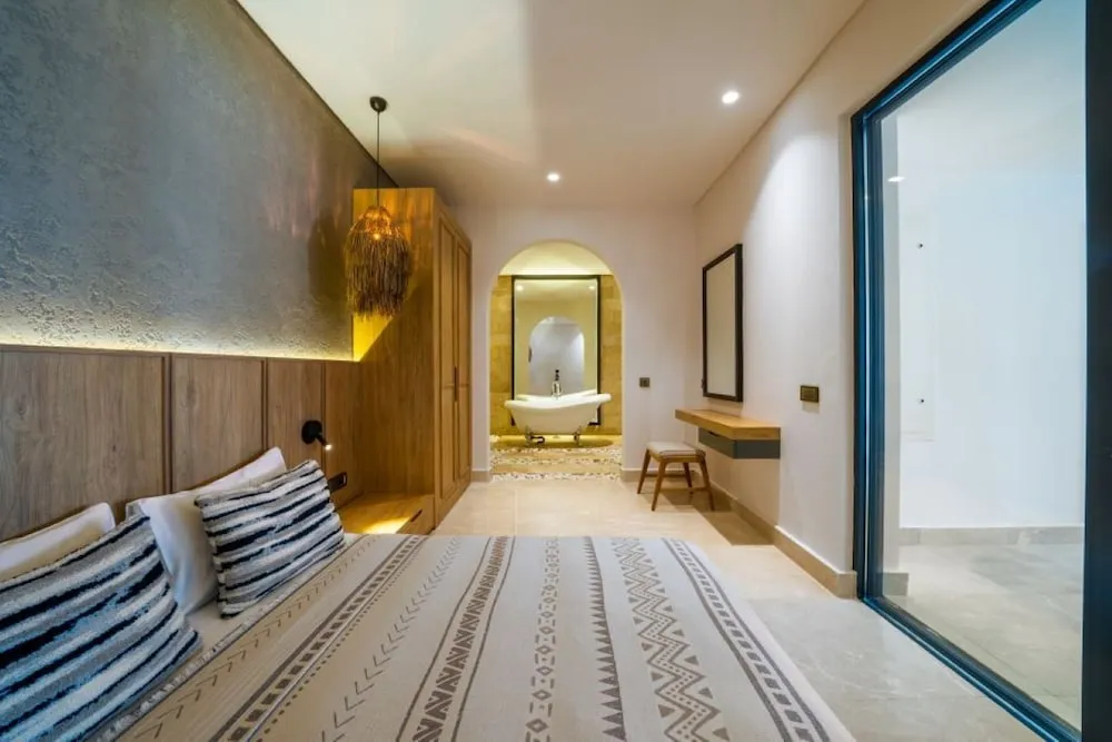 Junior Sea View, with Private Pool